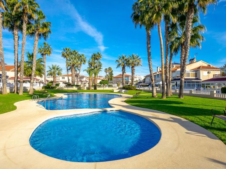 Town House for Sale in Playa Flamenca, Alicante 34