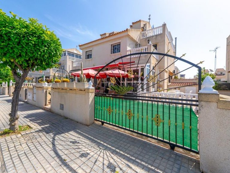 Town House for Sale in Torrevieja, Alicante 29