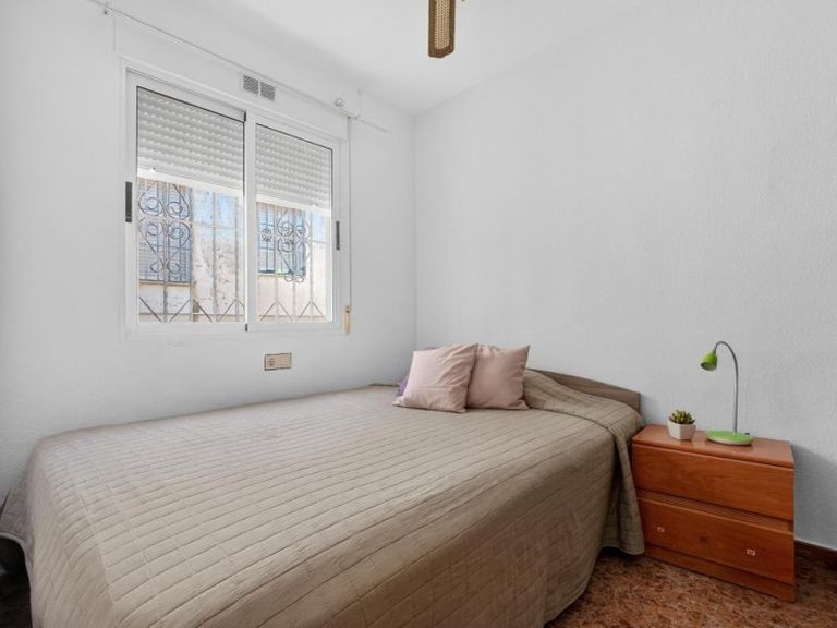 Apartment for Sale in La Florida, Alicante 20