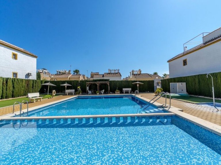 Apartment for Sale in La Florida, Alicante 6