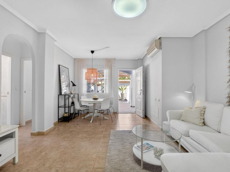 Apartment for Sale in Torrevieja, Alicante 8