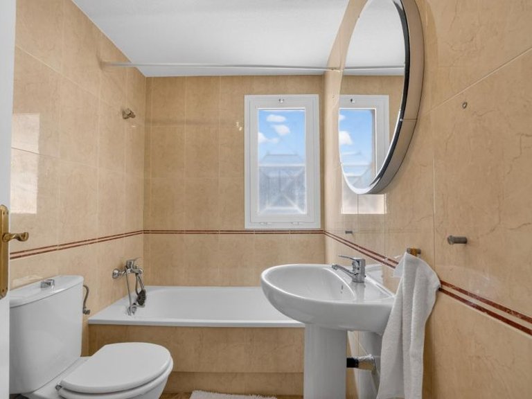 Apartment for Sale in Torrevieja, Alicante 13