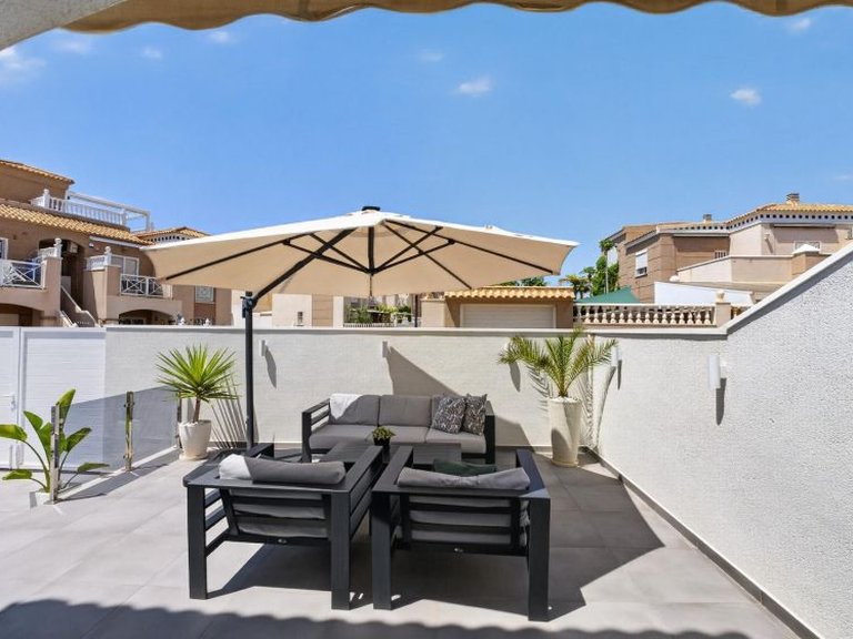 Apartment for Sale in Torrevieja, Alicante 18
