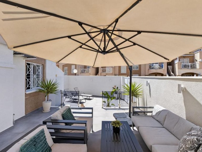 Apartment for Sale in Torrevieja, Alicante 20