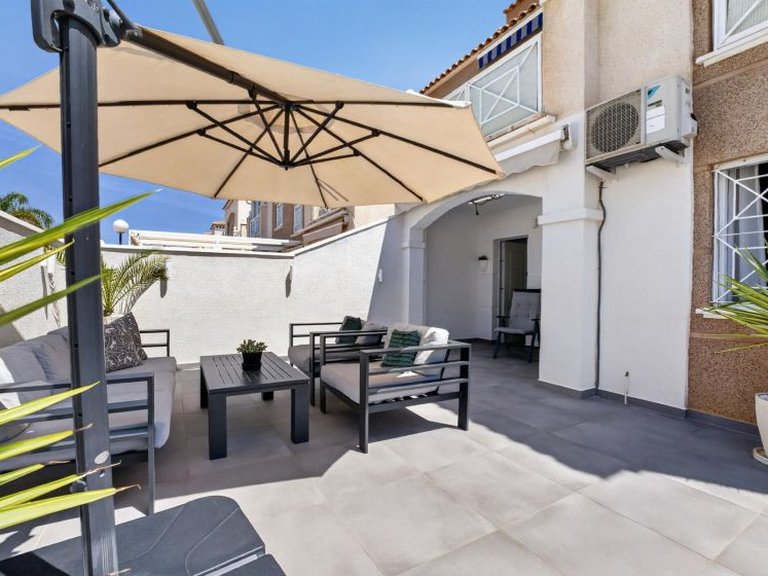 Apartment for Sale in Torrevieja, Alicante 26