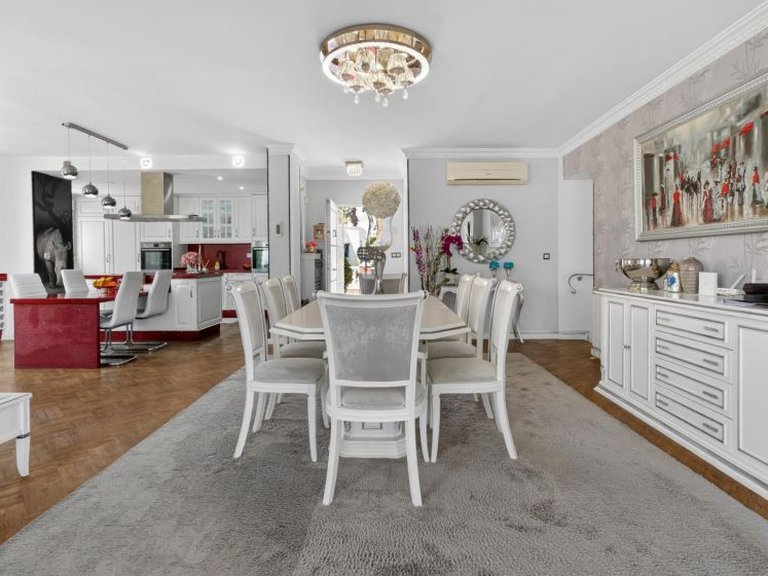 Villa for Sale in Villamartin, Alicante 12