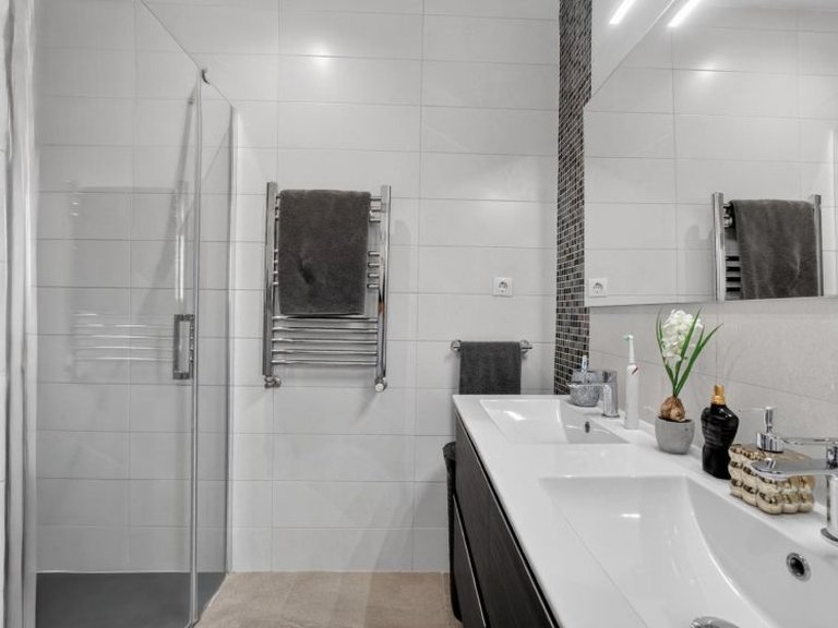 Villa for Sale in Villamartin, Alicante 20