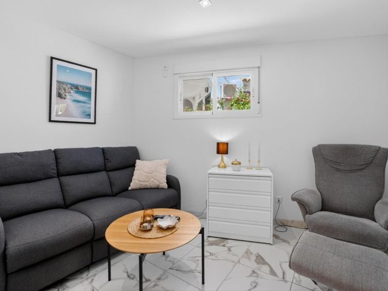 Apartment for Sale in Torrevieja, Alicante 19