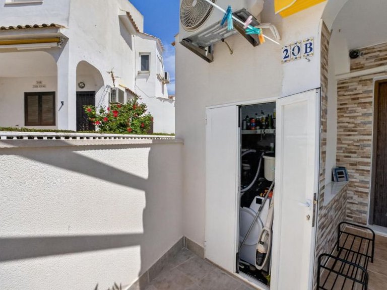 Apartment for Sale in Torrevieja, Alicante 24