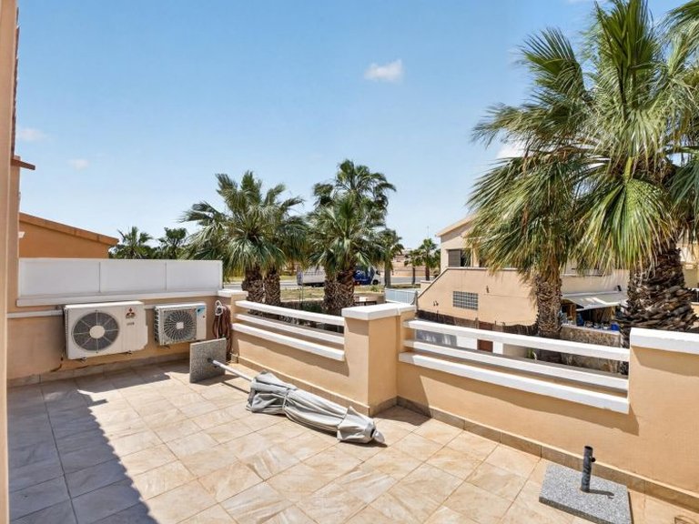 Town House for Sale in Cabo Roig, Alicante 25