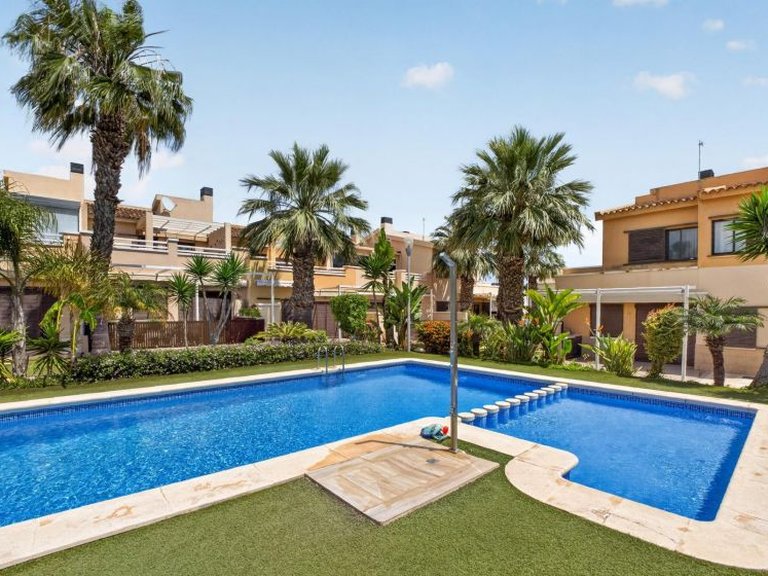 Town House for Sale in Cabo Roig, Alicante 31