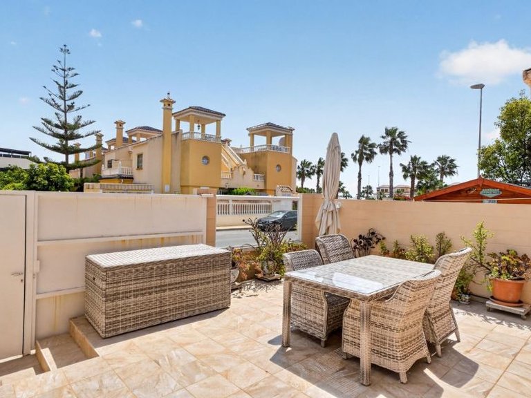 Town House for Sale in Cabo Roig, Alicante 7