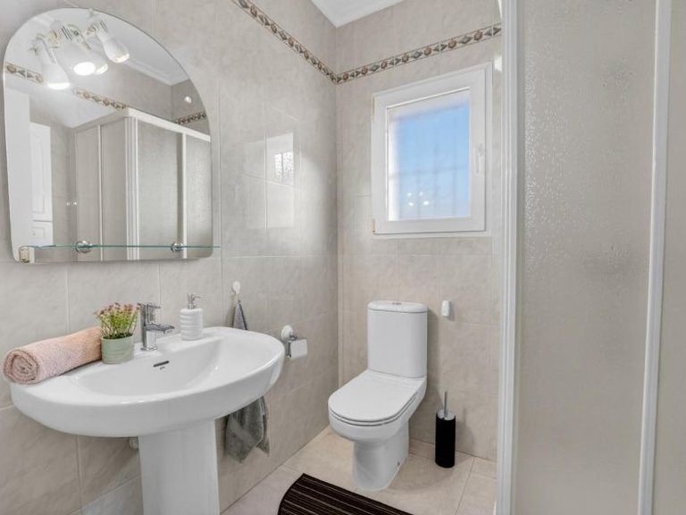 Villa for Sale in Playa Flamenca, Alicante 16