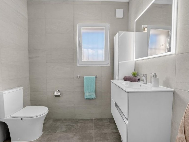 Villa for Sale in Playa Flamenca, Alicante 18