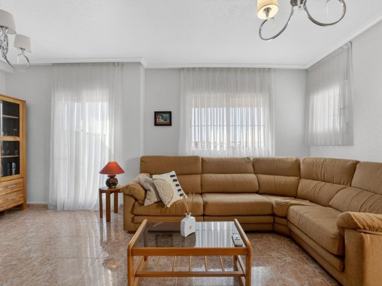 Town House for Sale in Punta Prima, Alicante 2