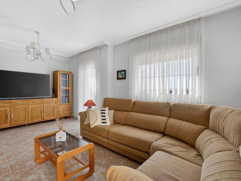 Town House for Sale in Punta Prima, Alicante 9