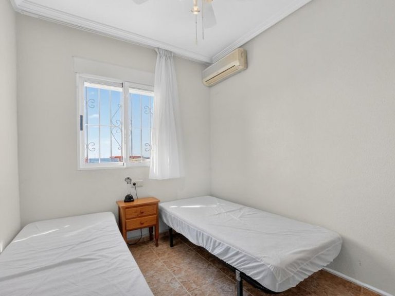 Town House for Sale in Punta Prima, Alicante 16