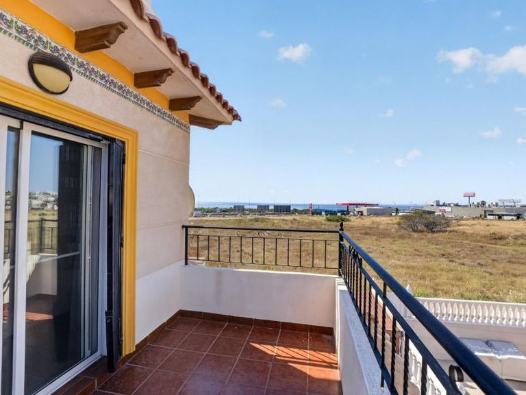 Town House for Sale in Punta Prima, Alicante 20