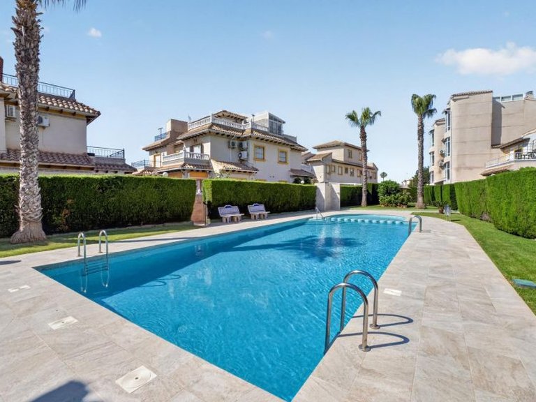 Town House for Sale in Punta Prima, Alicante 26