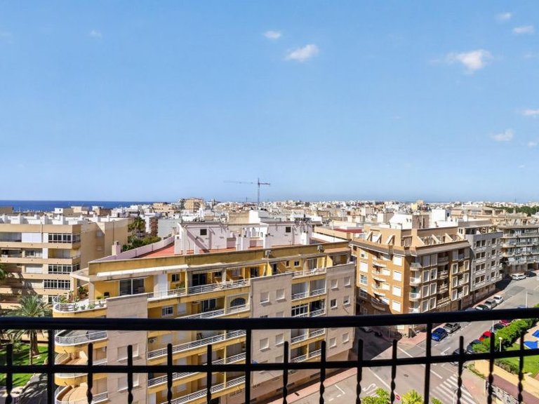 Apartment for Sale in Torrevieja, Alicante 22
