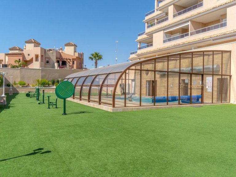 Apartment for Sale in Punta Prima, Alicante 34