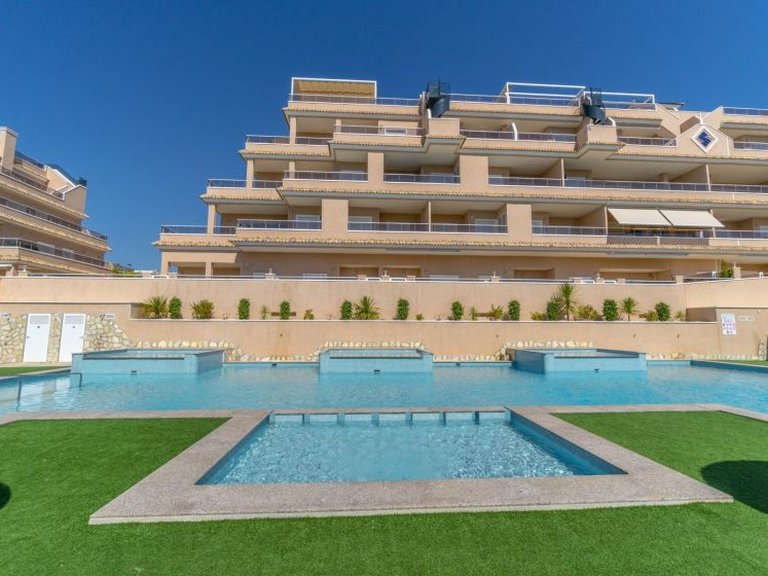 Apartment for Sale in Punta Prima, Alicante 39