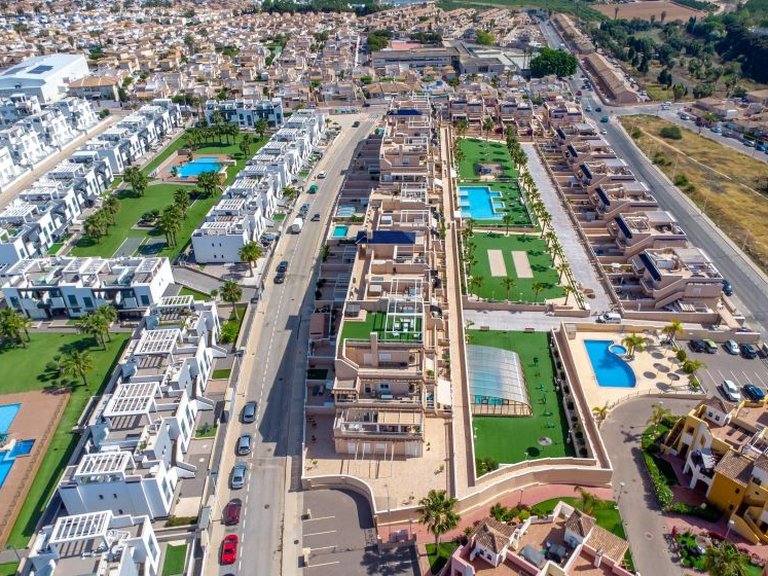 Apartment for Sale in Punta Prima, Alicante 47