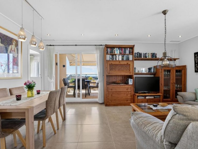 Apartment for Sale in Punta Prima, Alicante 6