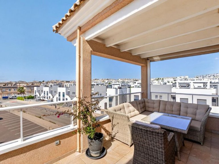 Apartment for Sale in Punta Prima, Alicante 28