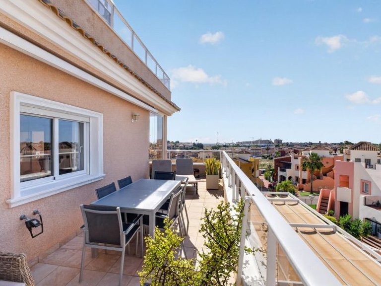 Apartment for Sale in Punta Prima, Alicante 29