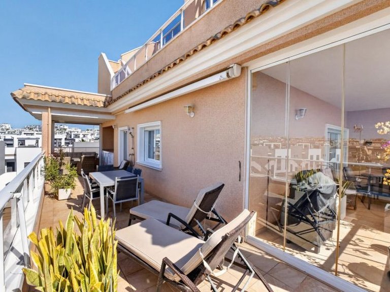 Apartment for Sale in Punta Prima, Alicante 30