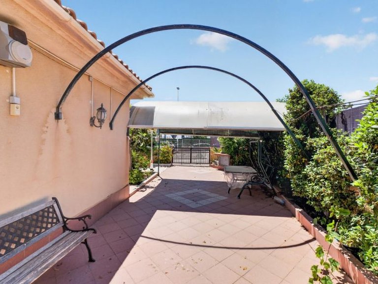 Town House for Sale in Los Altos, Alicante 30