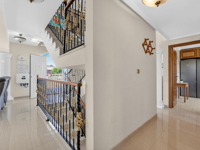 Villa for Sale in La Zenia, Alicante 17