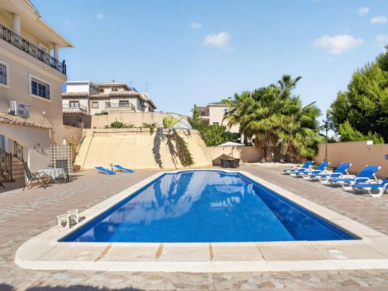 Villa for Sale in La Zenia, Alicante 49