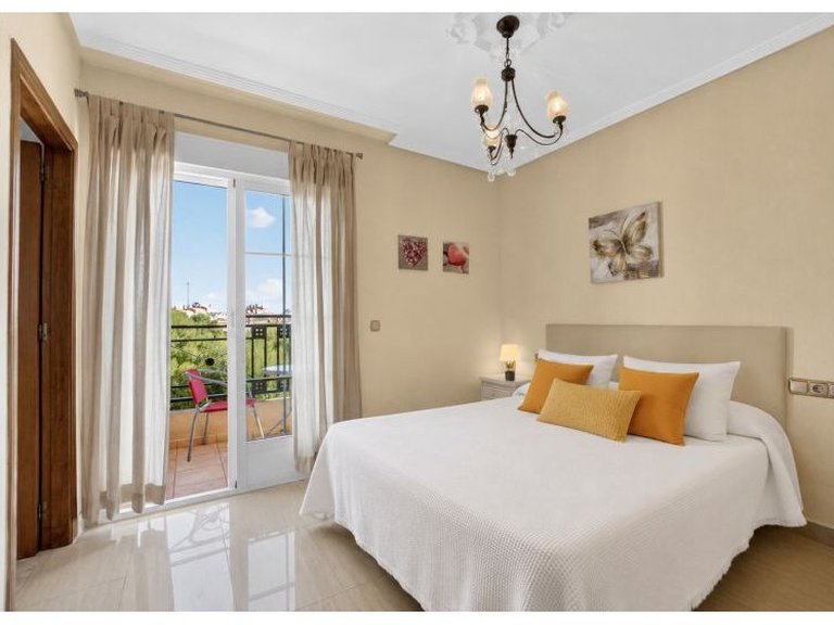 Villa for Sale in La Zenia, Alicante 34
