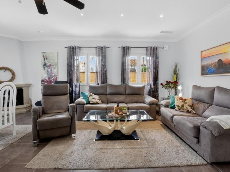 Villa for Sale in La Florida, Alicante 7