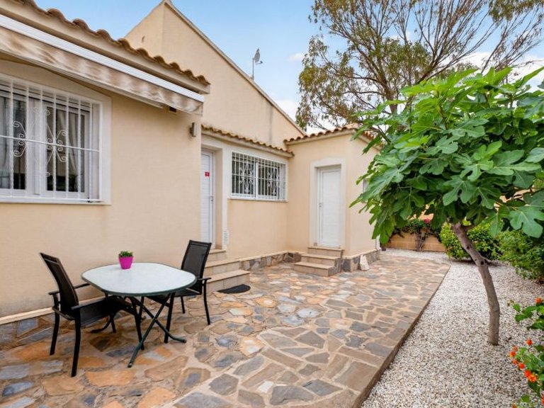 Villa for Sale in La Florida, Alicante 24