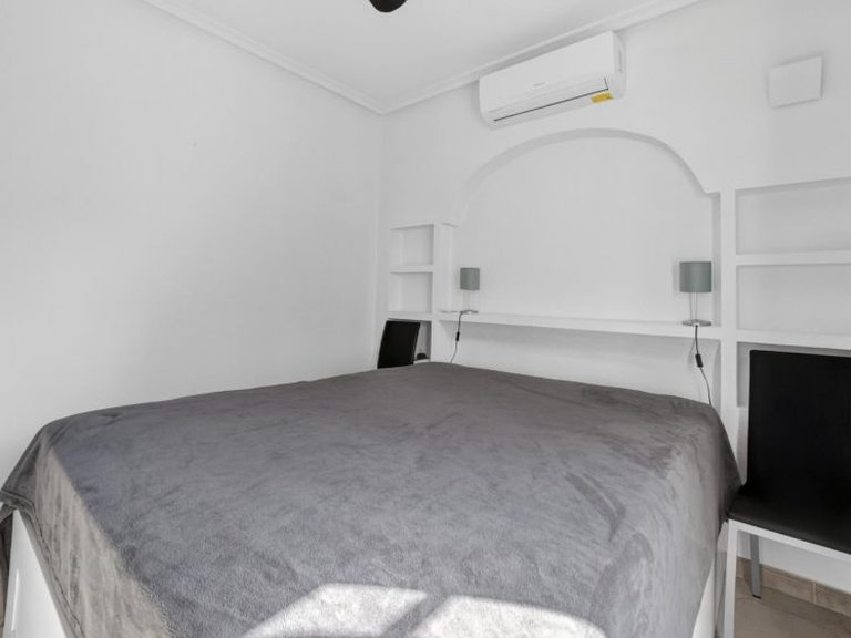 Apartment for Sale in Playa Flamenca, Alicante 17