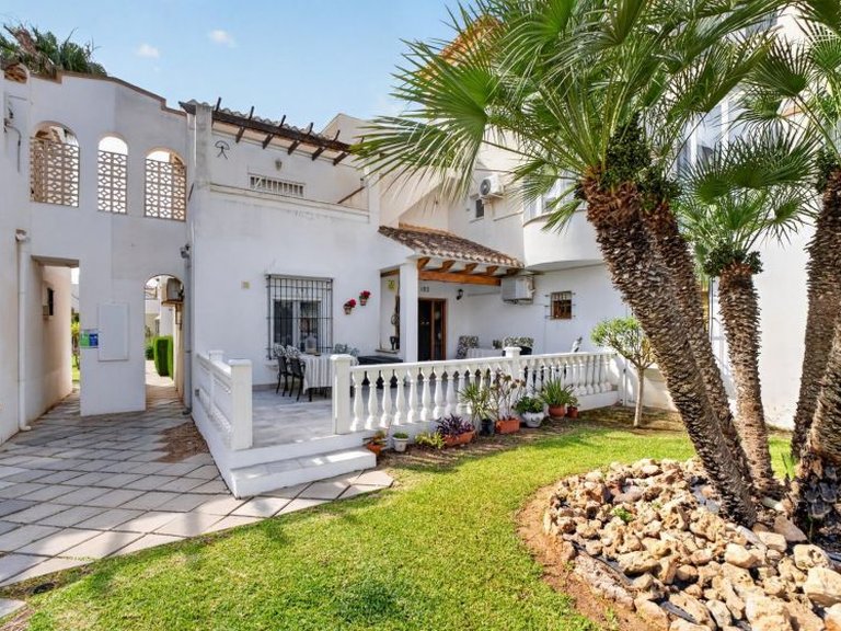 Apartment for Sale in Playa Flamenca, Alicante 1