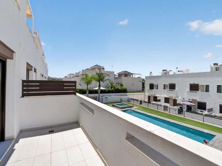Town House for Sale in Torrevieja, Alicante 24