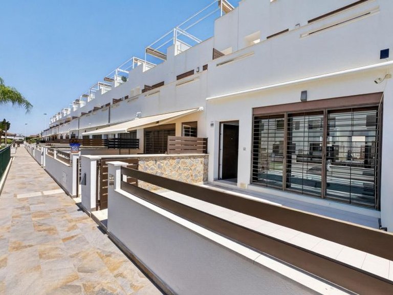 Town House for Sale in Torrevieja, Alicante 32