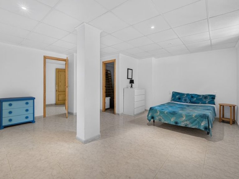 Villa for Sale in Los Altos, Alicante 16