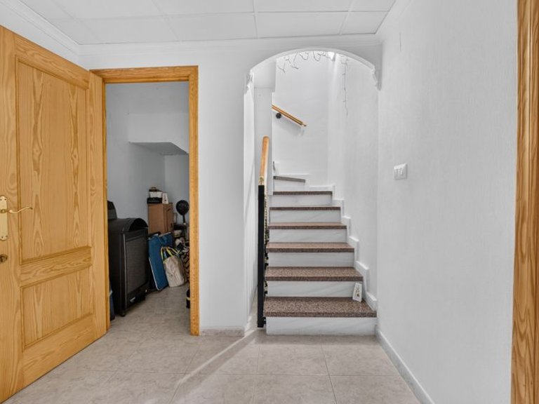 Villa for Sale in Los Altos, Alicante 19