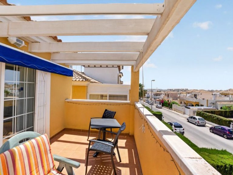Villa for Sale in Los Altos, Alicante 3