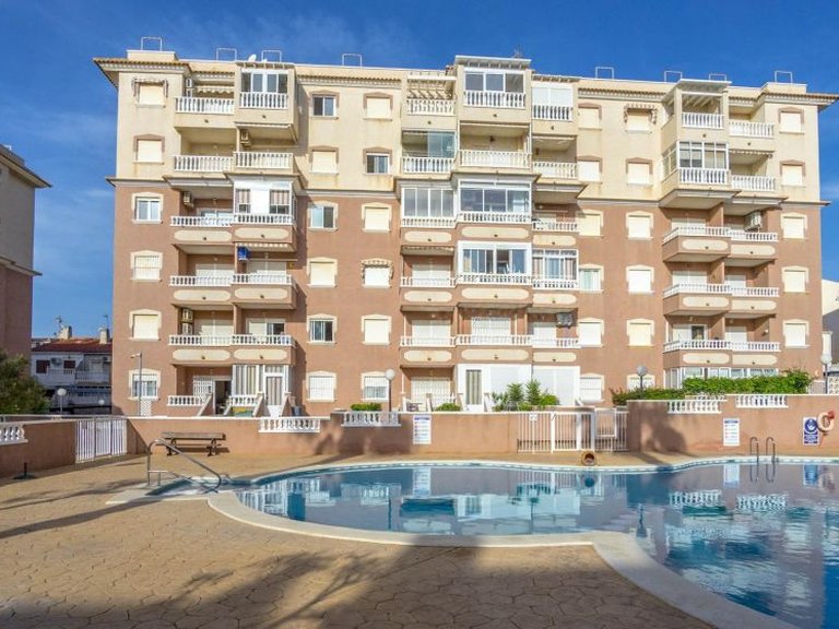 Apartment for Sale in Torrevieja, Alicante 23