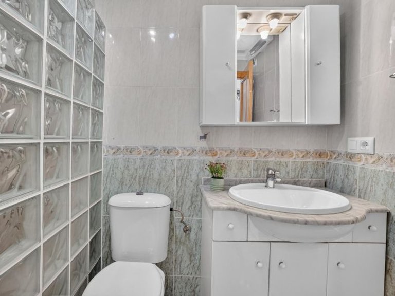 Apartment for Sale in Torrevieja, Alicante 14