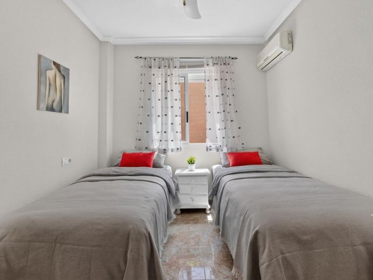 Apartment for Sale in Torrevieja, Alicante 15