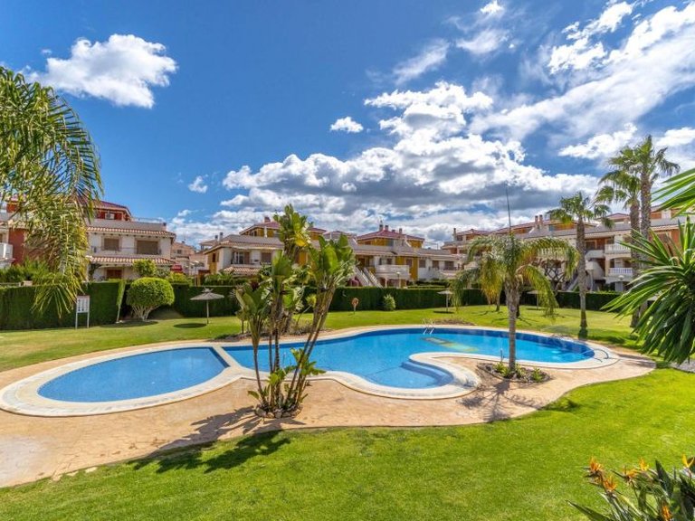 Town House for Sale in Playa Flamenca, Alicante 43