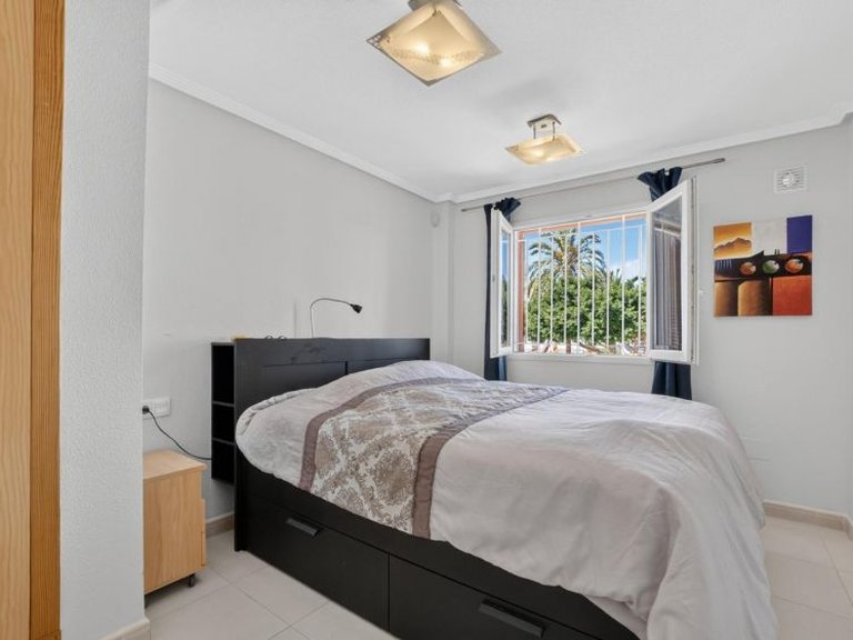 Town House for Sale in Playa Flamenca, Alicante 21