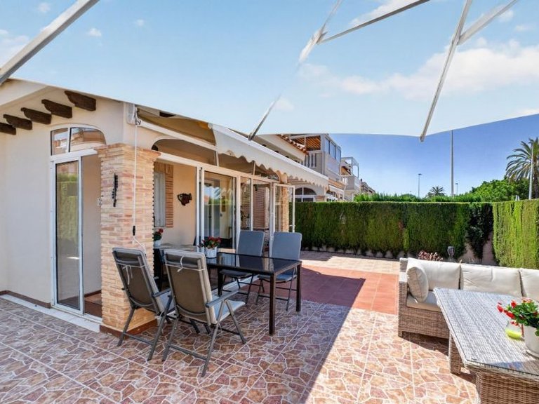 Town House for Sale in Playa Flamenca, Alicante 29